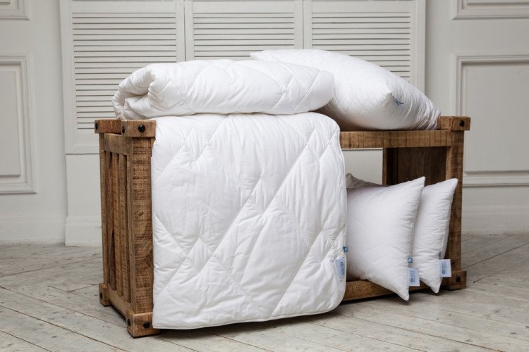 Одеяло стеганое GERMAN GRASS BAMBOO FAMILIE BIO 200х200 легкое