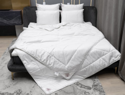 Одеяло стеганое GERMAN GRASS MERINO WOОL GRASS 200х200 легкое