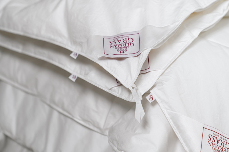 Одеяло кашемировое стеганое GERMAN GRASS ALLIANCE CASHMERE GRASS всесезонное Light 200х200