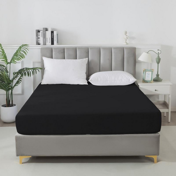 Простыня на резинке сатиновая TANGO Soho черная 160х200х30