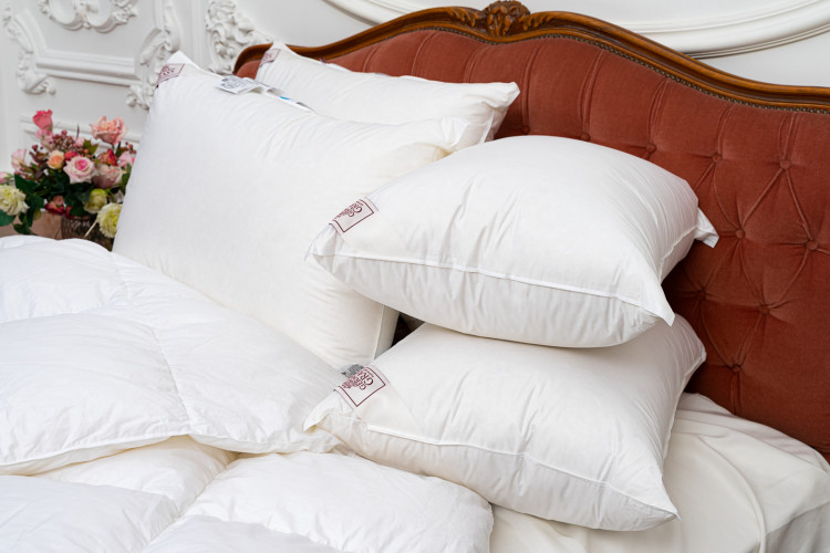 Подушка GERMAN GRASS SKY DOWN GRASS 50х68 мягкая