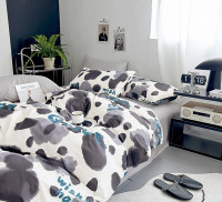 Постельное белье из сатина TANGO пятна 50х70 (2шт), 70х70 (2шт) евро