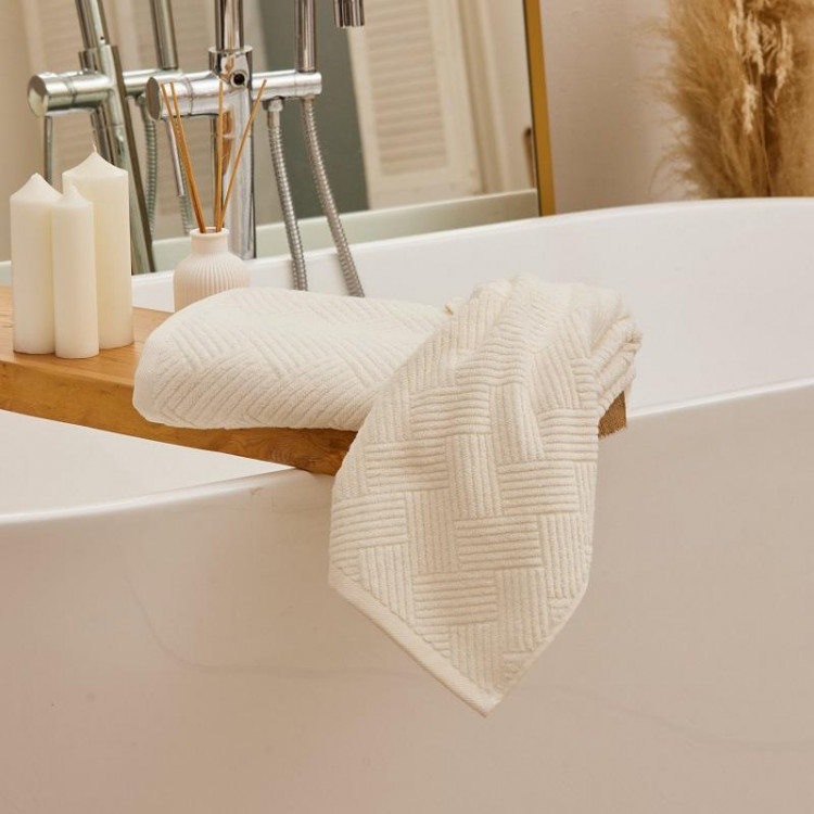 Полотенце махровое TAC VENTURA WHITE белое 70х140