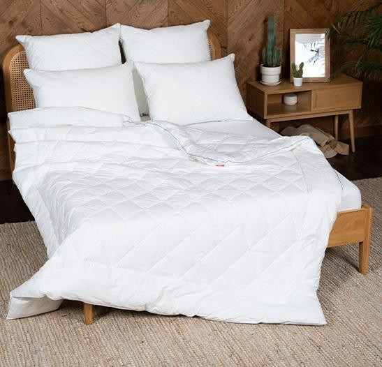 Одеяло из хлопка и полиэфира в тике стеганое Легкие Сны МИРЭЛЬ 200х220 теплое